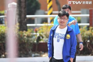 台U16男籃被退賽！籃協理事長謝典林突喊「找姚明出來單挑」 網全看傻