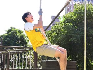 江宏傑外景出事了！吊單槓慘濺血　最新現況曝光