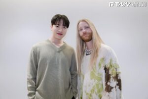 唱紅《社內相親》主題曲　韓國情歌王子、山姆萊德合體談情唱愛　